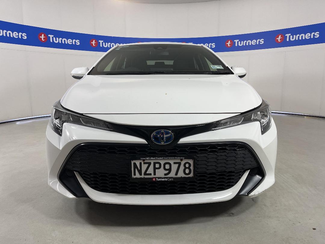 Photo '2' of Toyota Corolla Photo '2' of Toyota Corolla