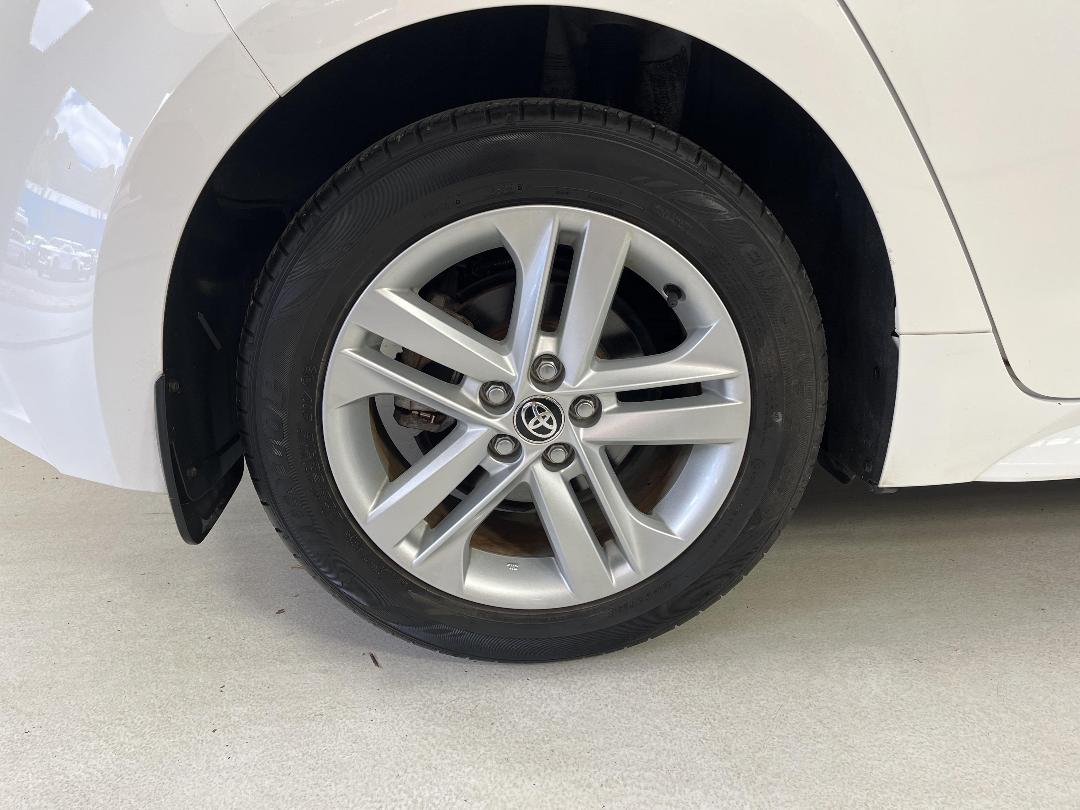 Photo '12' of Toyota Corolla Photo '12' of Toyota Corolla