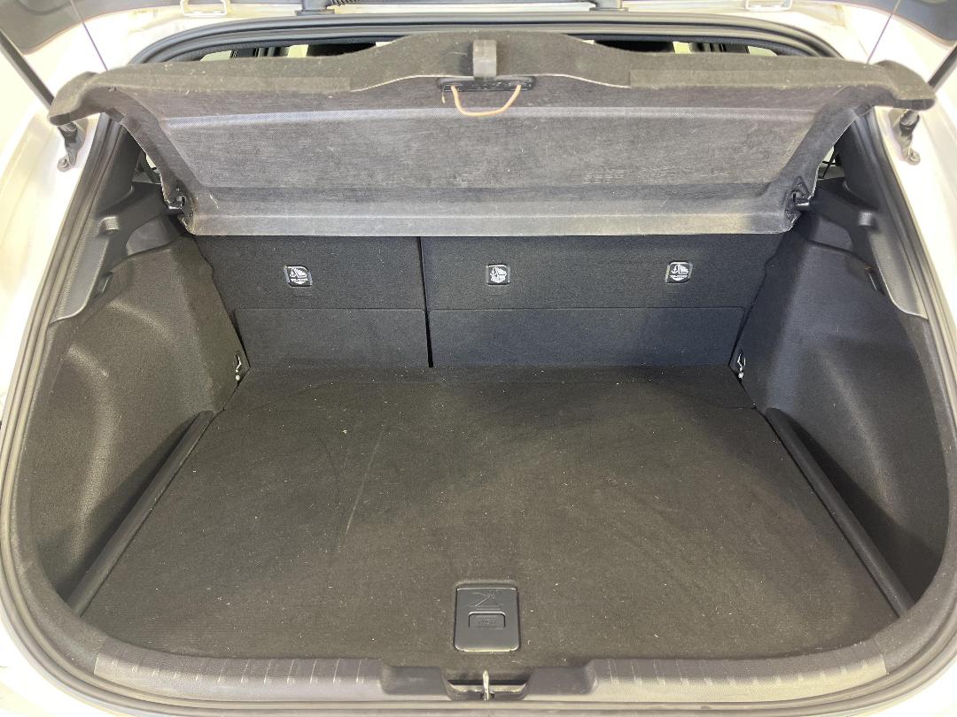 Photo '14' of Toyota Corolla Photo '14' of Toyota Corolla