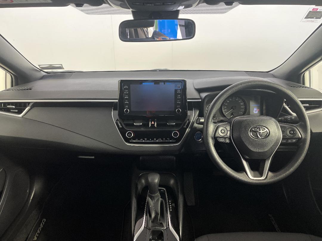 Photo '17' of Toyota Corolla Photo '17' of Toyota Corolla