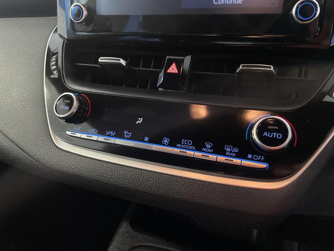 Photo '31' of Toyota Corolla