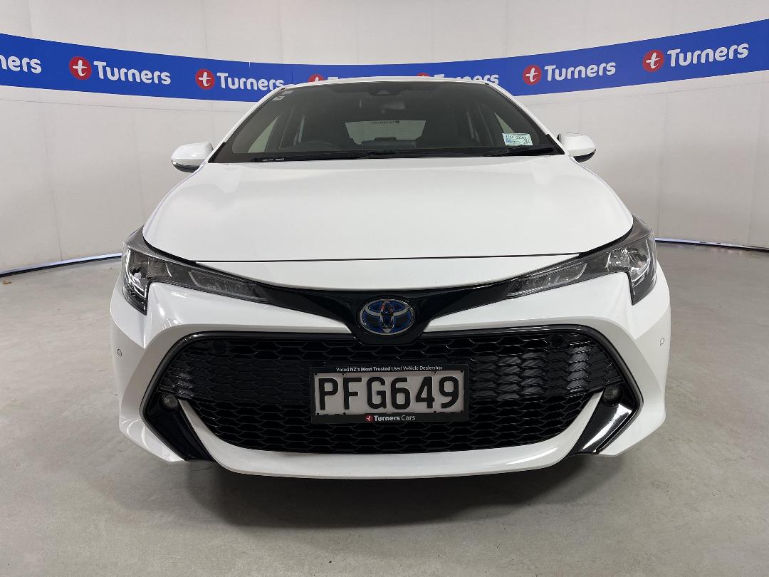 Photo '2' of Toyota Corolla Photo '2' of Toyota Corolla