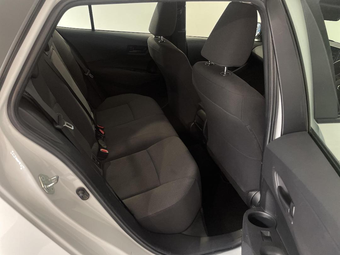 Photo '20' of Toyota Corolla