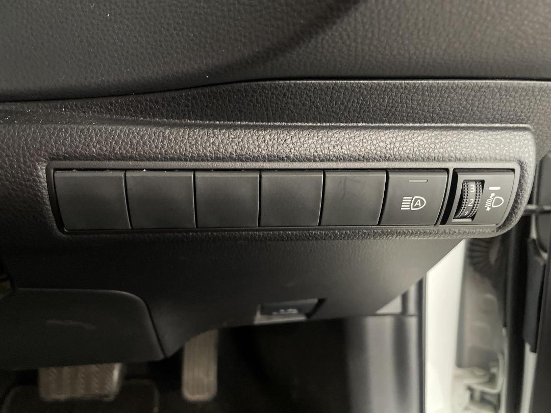 Photo '25' of Toyota Corolla