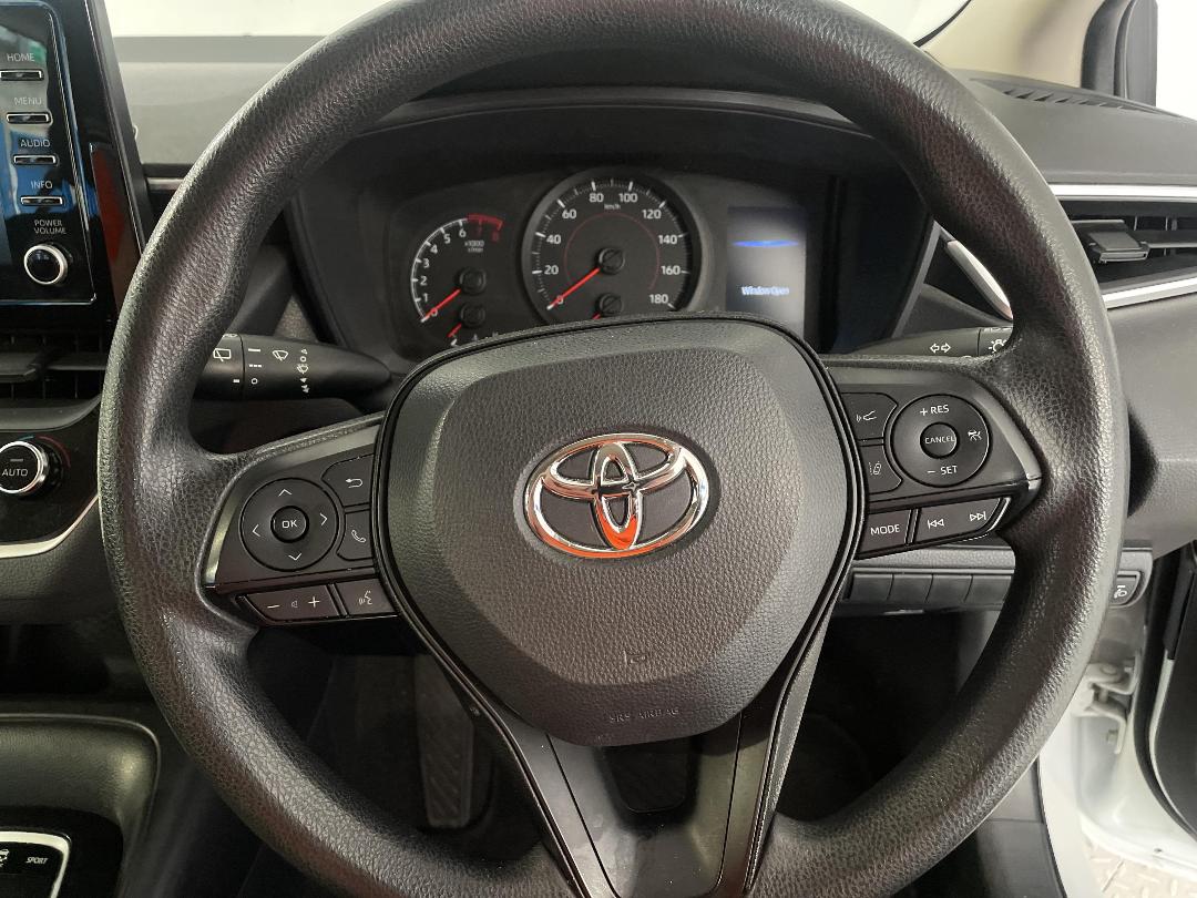 Photo '28' of Toyota Corolla