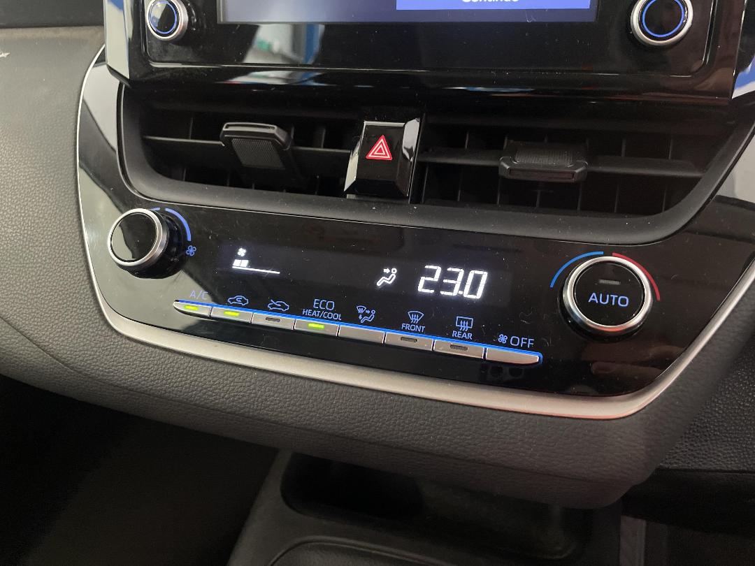 Photo '31' of Toyota Corolla