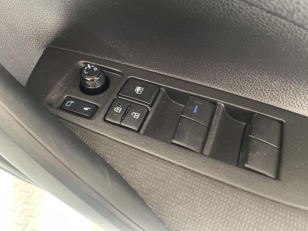 Photo '24' of Toyota Corolla