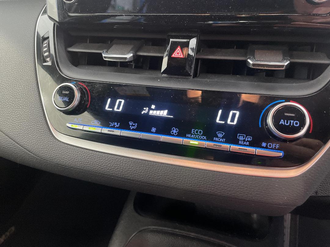 Photo '31' of Toyota Corolla