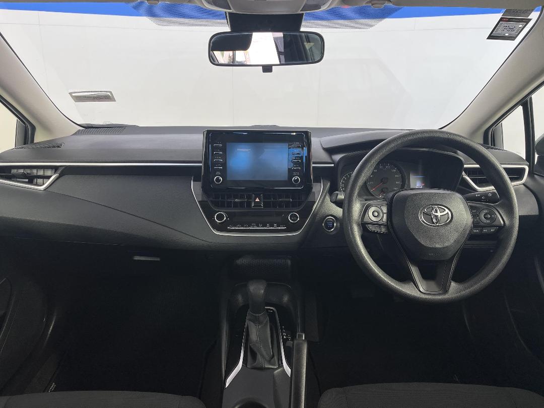 Photo '17' of Toyota Corolla Photo '17' of Toyota Corolla