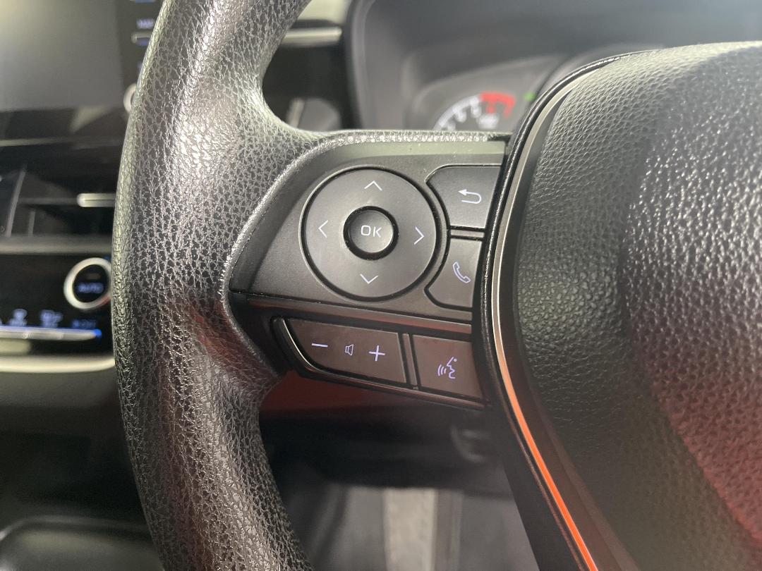 Photo '24' of Toyota Corolla