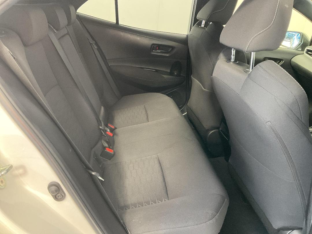 Photo '20' of Toyota Corolla