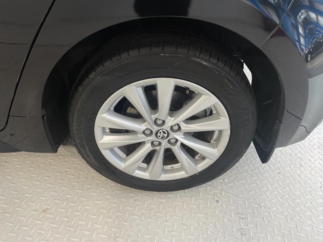 Photo '11' of Toyota Corolla