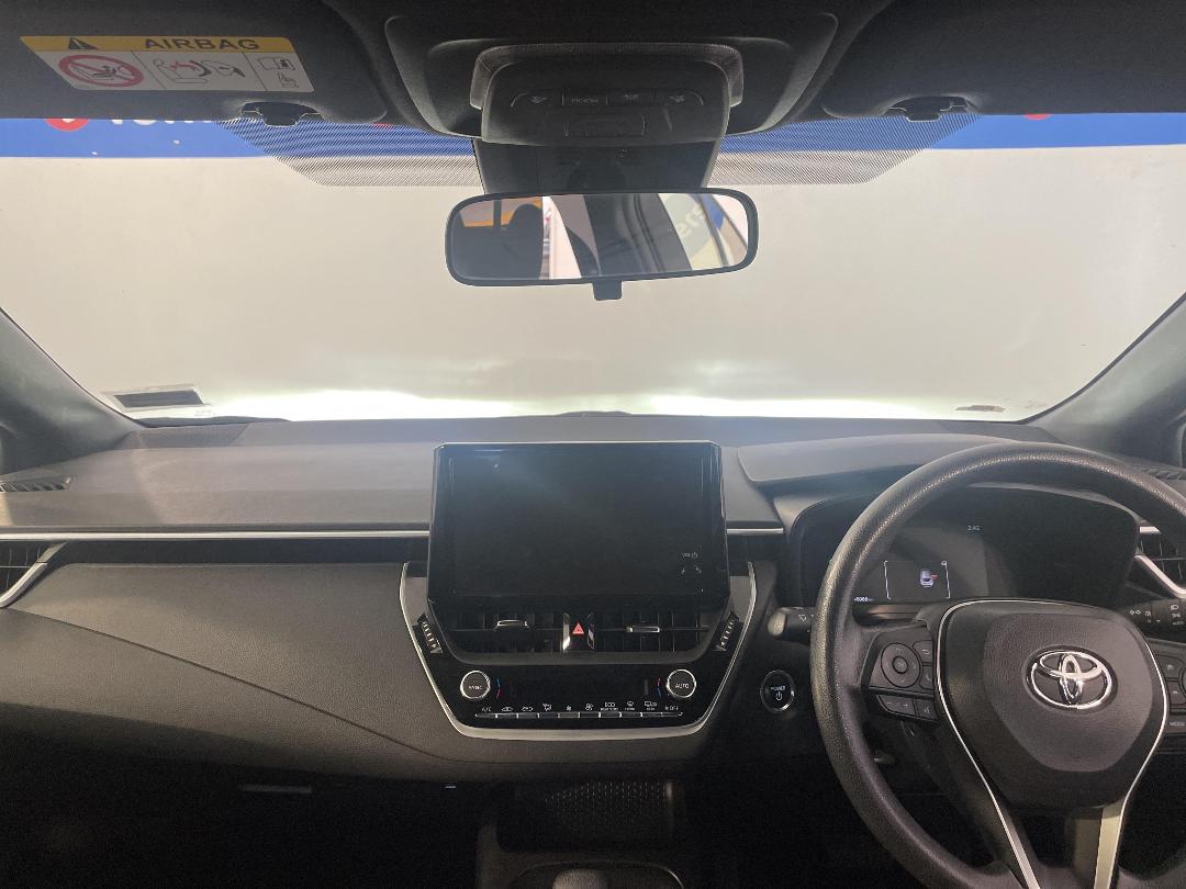 Photo '17' of Toyota Corolla