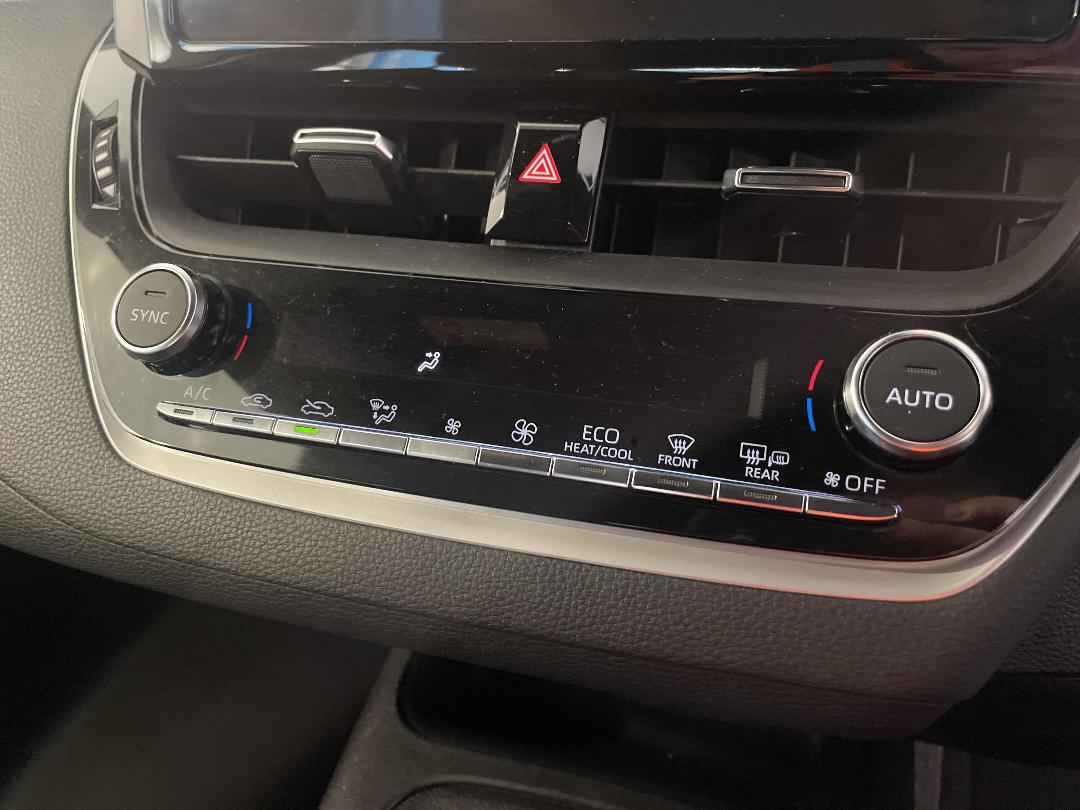 Photo '31' of Toyota Corolla