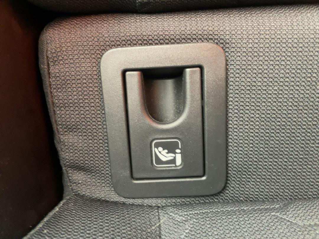 Photo '23' of Toyota Corolla