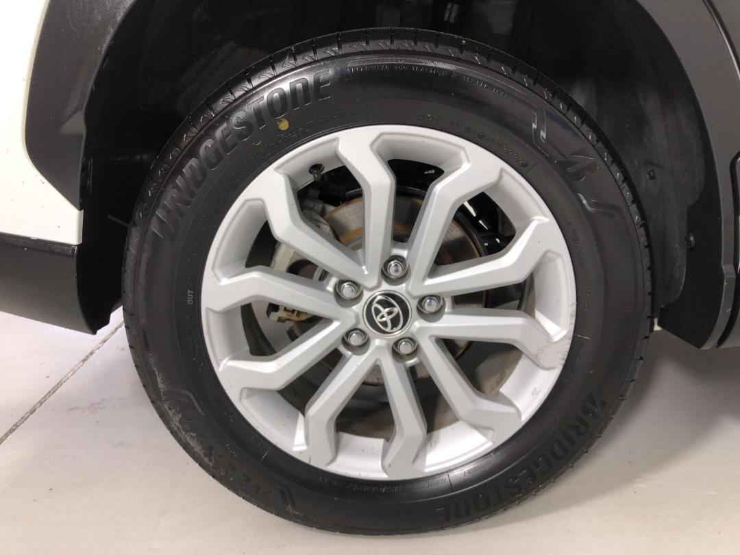 Photo '12' of Toyota Corolla Cross