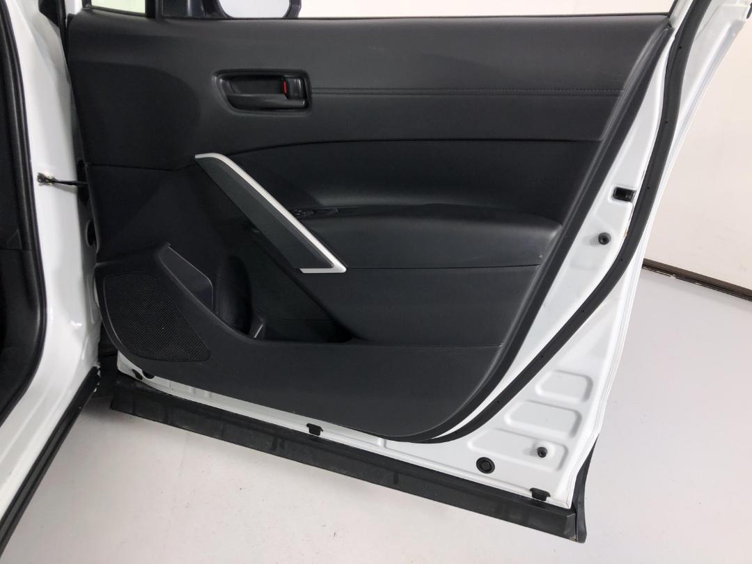 Photo '15' of Toyota Corolla Cross