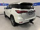 Thumbnail '5' of Toyota Fortuner