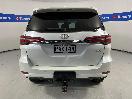 Thumbnail '6' of Toyota Fortuner
