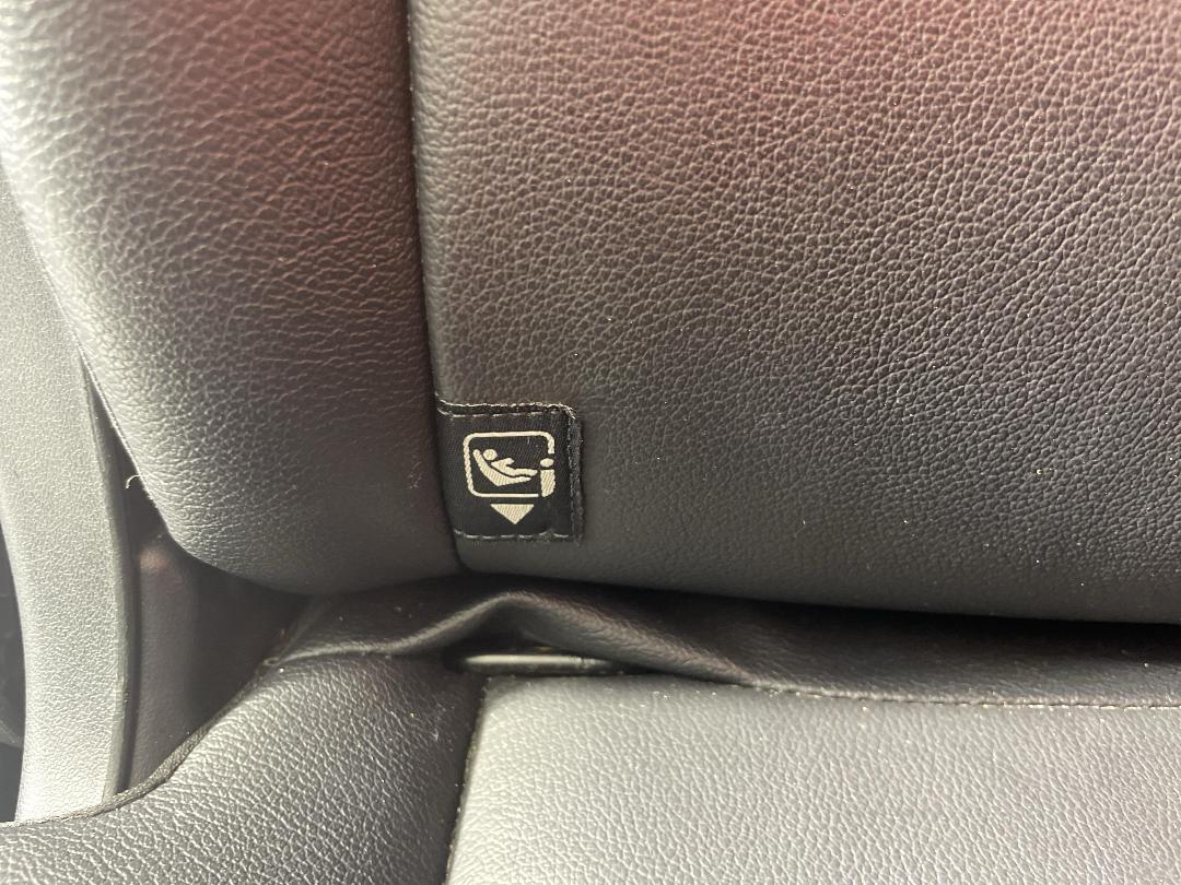 Photo '23' of Toyota Fortuner Photo '23' of Toyota Fortuner