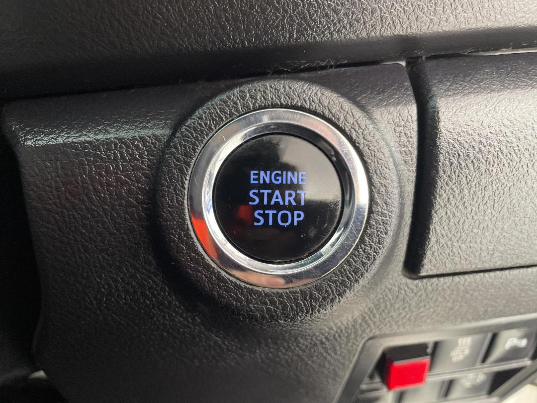 Photo '23' of Toyota Fortuner