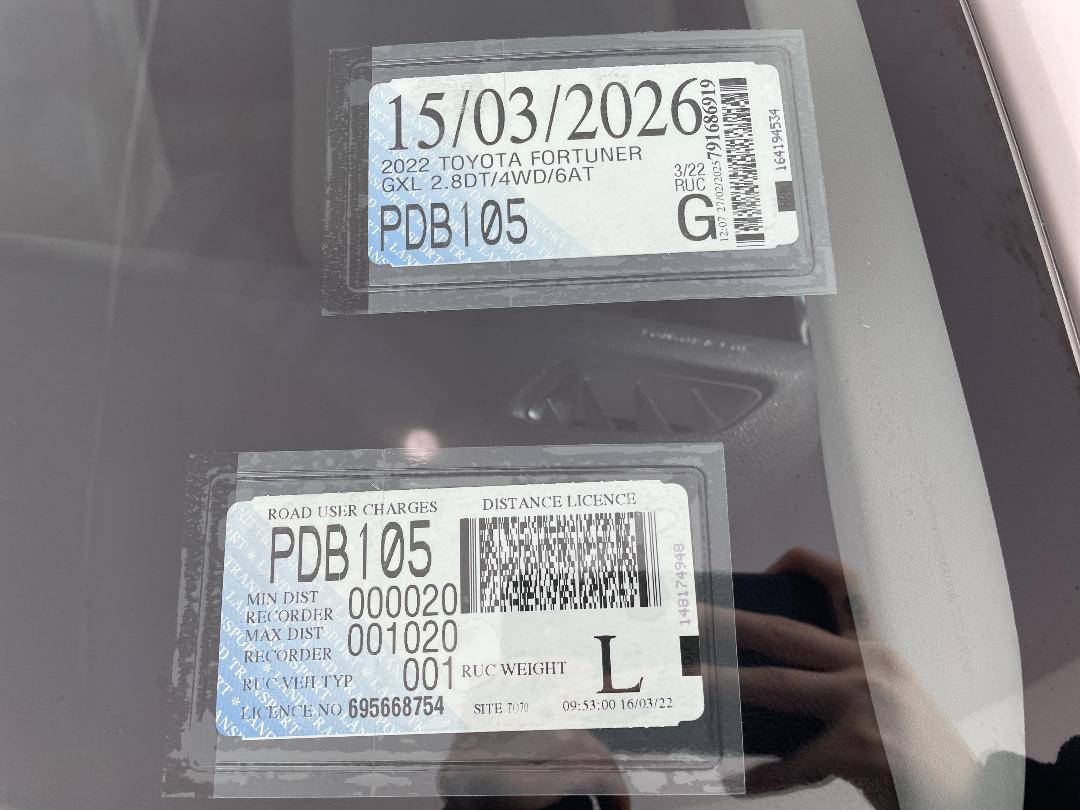 Photo '31' of Toyota Fortuner