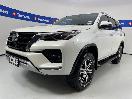Thumbnail '4' of Toyota Fortuner