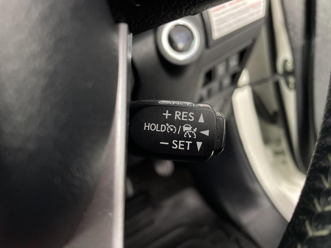 Photo '26' of Toyota Fortuner