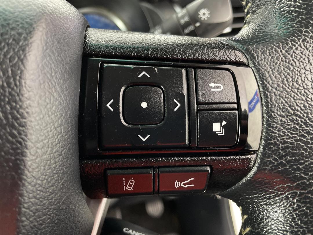 Photo '27' of Toyota Fortuner