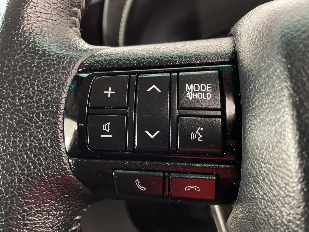 Photo '28' of Toyota Fortuner