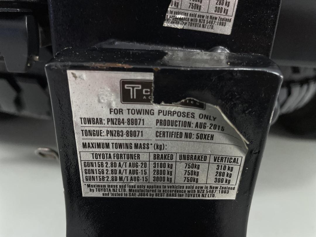 Photo '31' of Toyota Fortuner