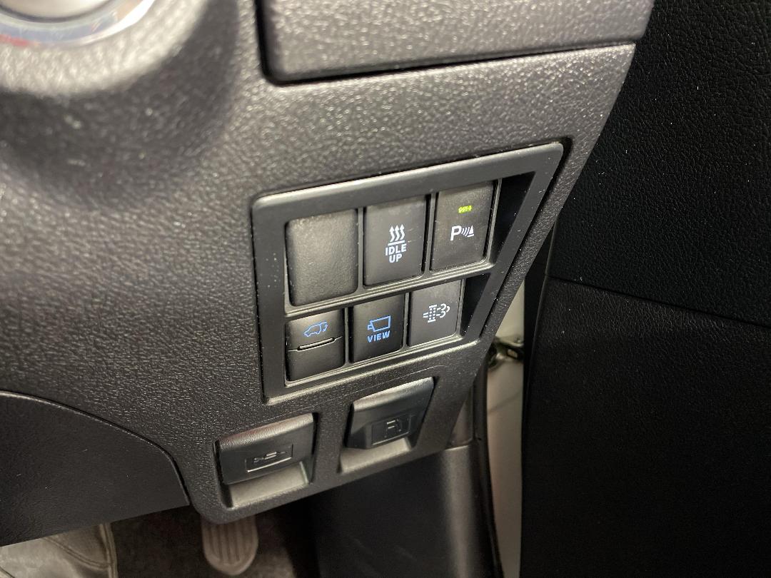 Photo '36' of Toyota Fortuner