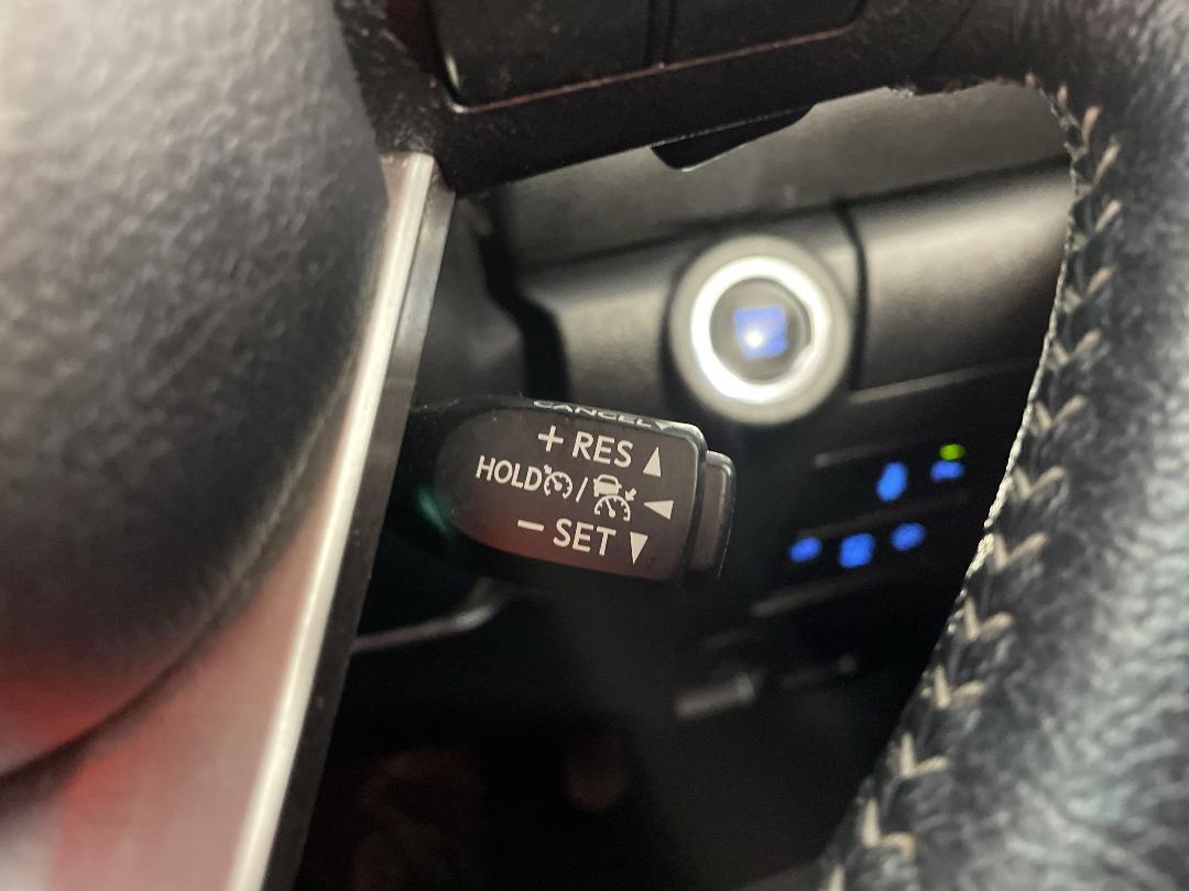 Photo '35' of Toyota Fortuner