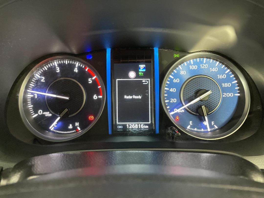 Photo '37' of Toyota Fortuner