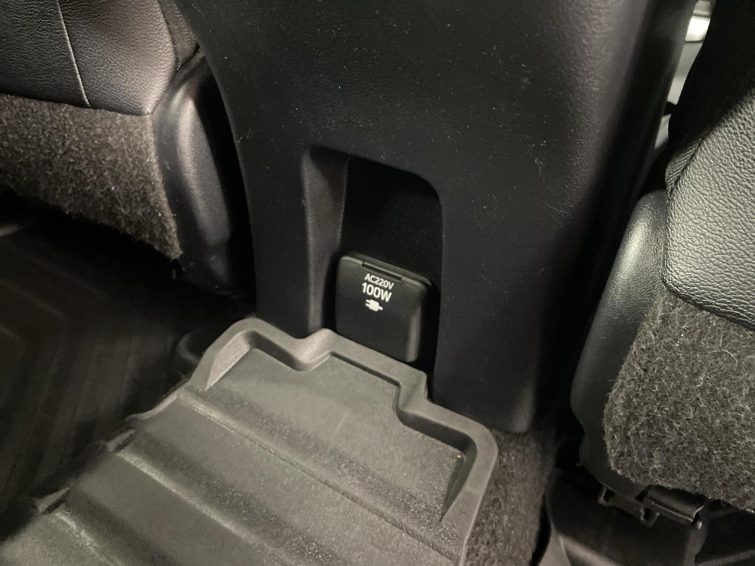 Photo '40' of Toyota Fortuner