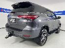 Thumbnail '7' of Toyota Fortuner