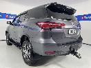 Thumbnail '5' of Toyota Fortuner