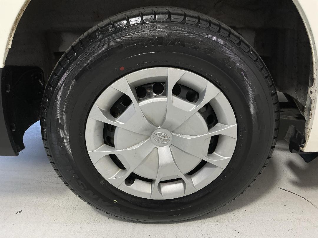 Photo '12' of Toyota Hiace Photo '12' of Toyota Hiace