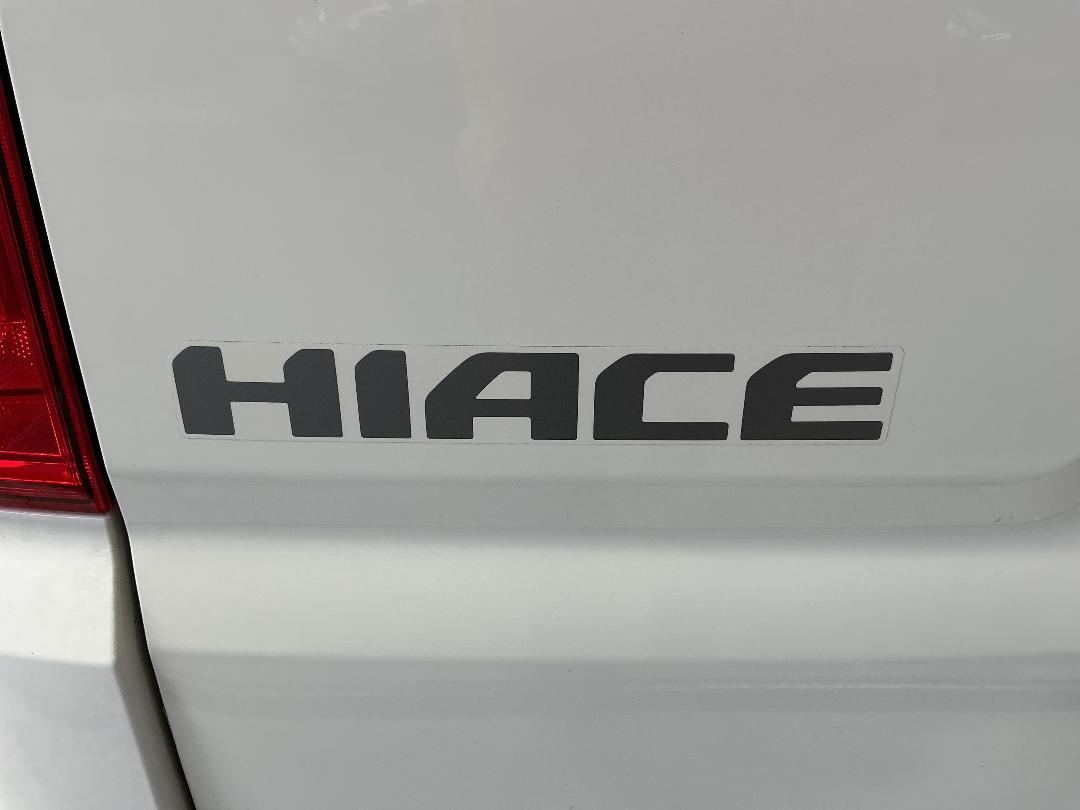 Photo '27' of Toyota Hiace Photo '27' of Toyota Hiace