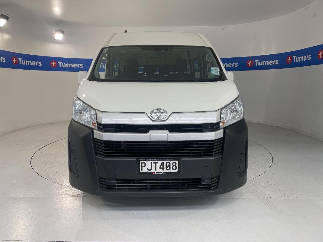 Photo '2' of Toyota Hiace