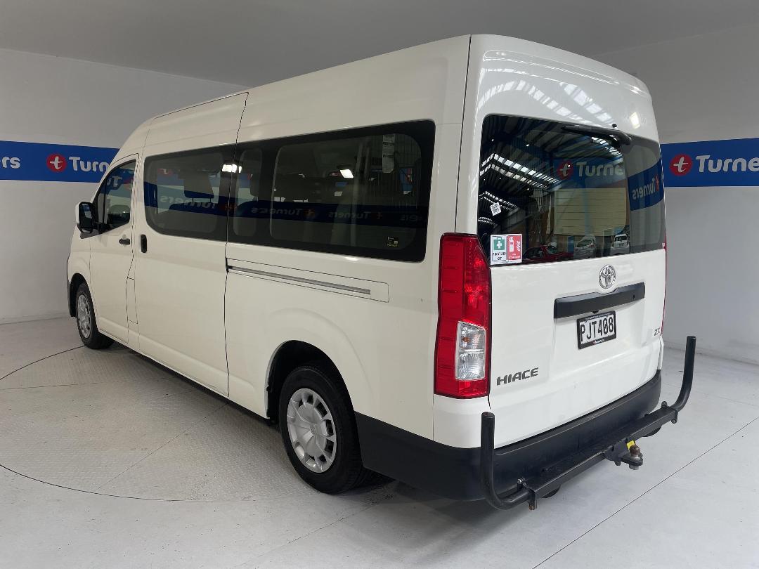 Photo '5' of Toyota Hiace