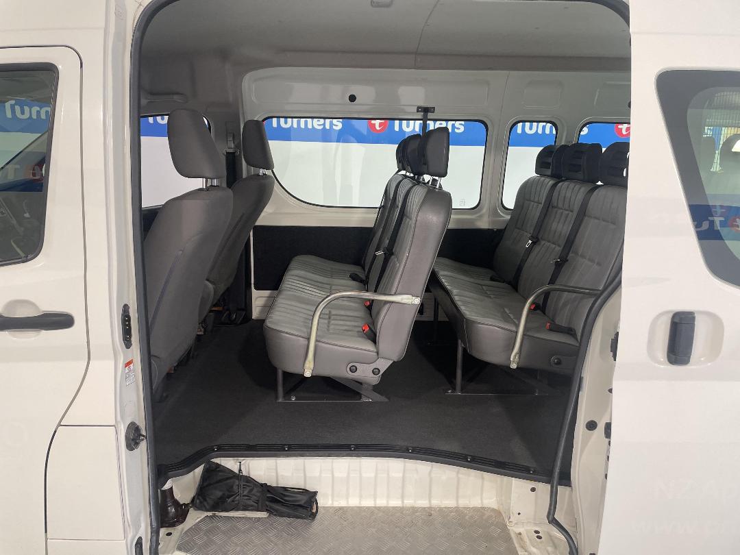 Photo '19' of Toyota Hiace