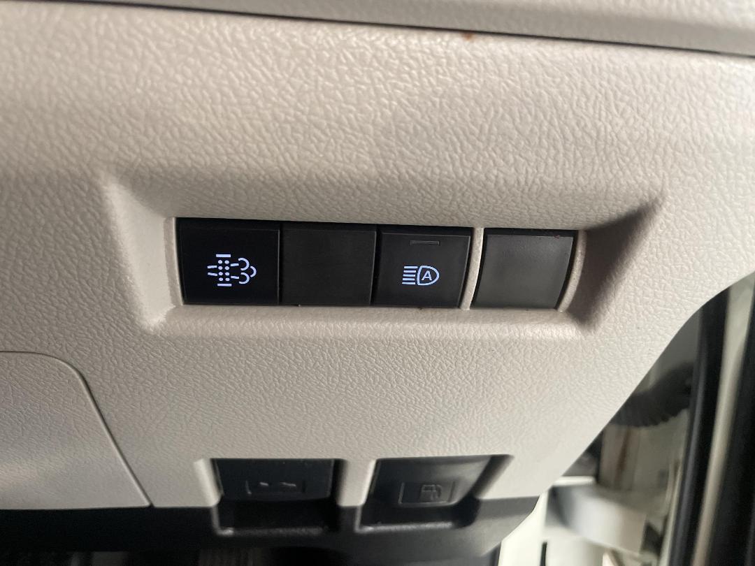 Photo '23' of Toyota Hiace