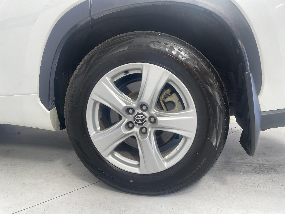 Photo '11' of Toyota Highlander