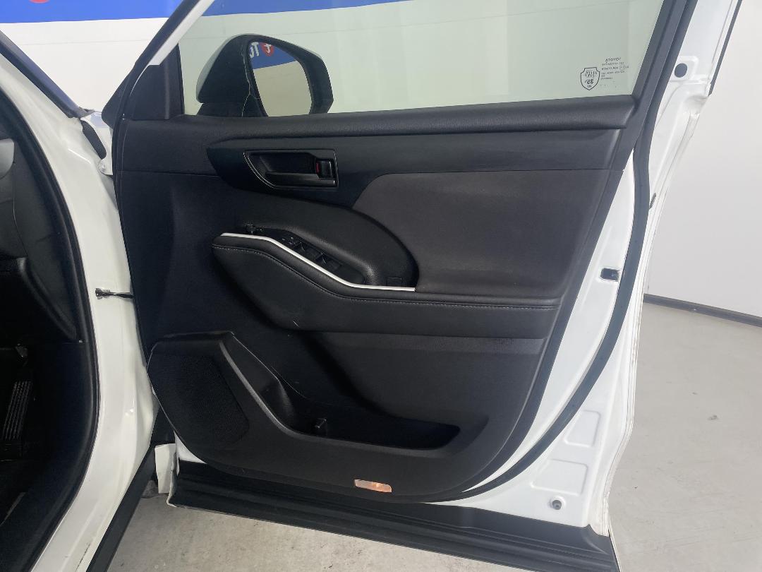 Photo '15' of Toyota Highlander