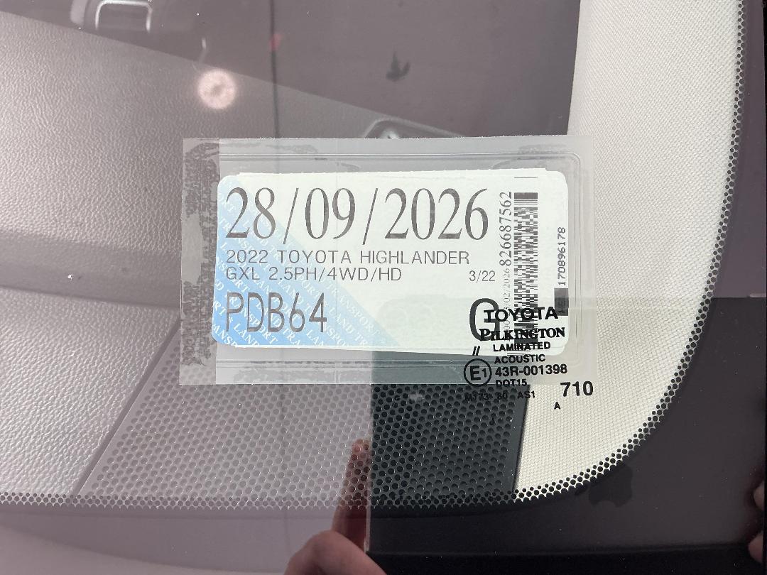 Photo '28' of Toyota Highlander Photo '28' of Toyota Highlander