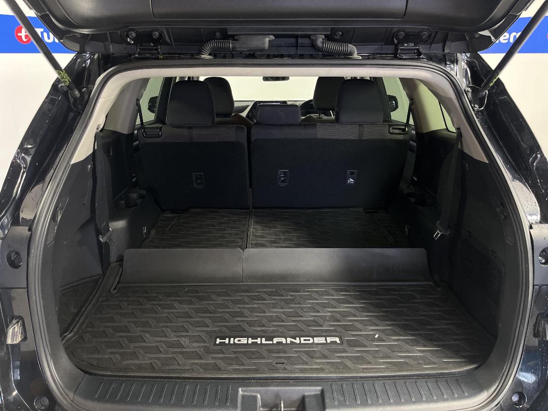 Photo '14' of Toyota Highlander