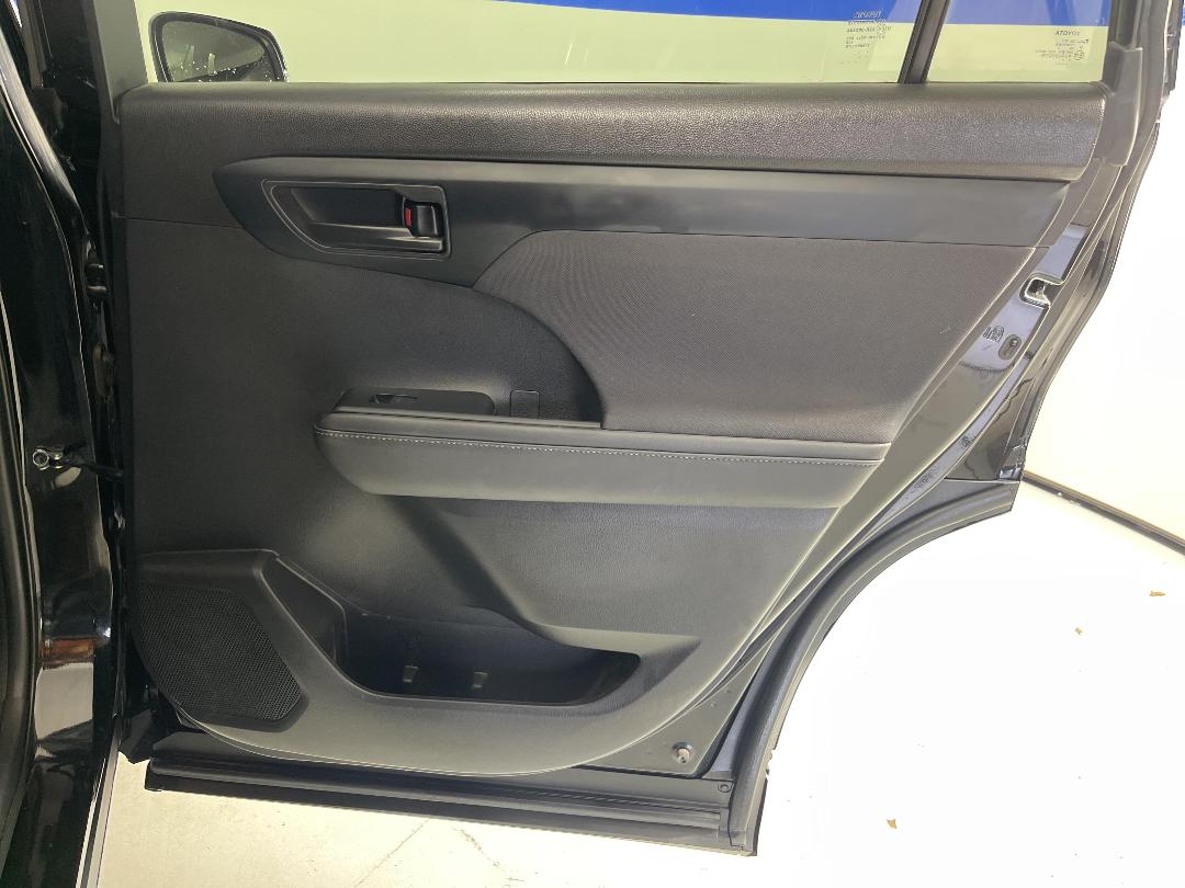 Photo '19' of Toyota Highlander