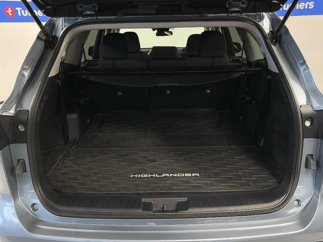 Photo '14' of Toyota Highlander Photo '14' of Toyota Highlander