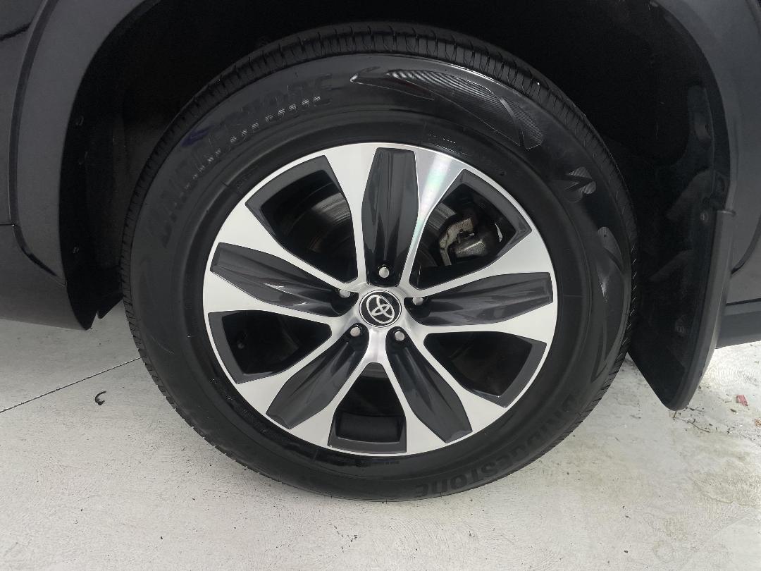 Photo '11' of Toyota Highlander Photo '11' of Toyota Highlander